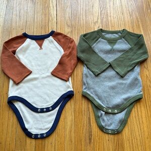 Cat & Jack long sleeve onesies (6-9 months)